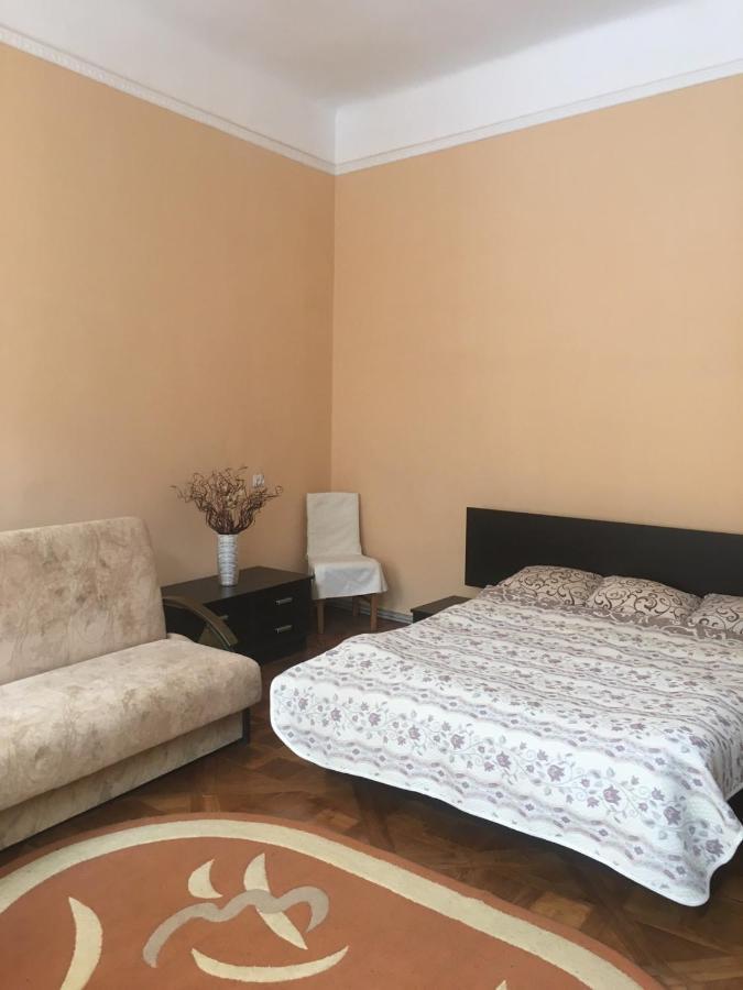 Apartment Kostuskry Str. Lviv Exterior photo